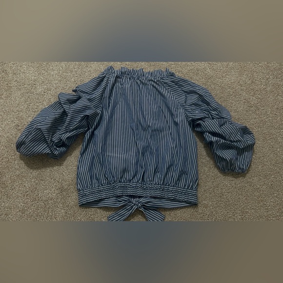 ABITUAL Ruffled Top - Picture 6 of 7